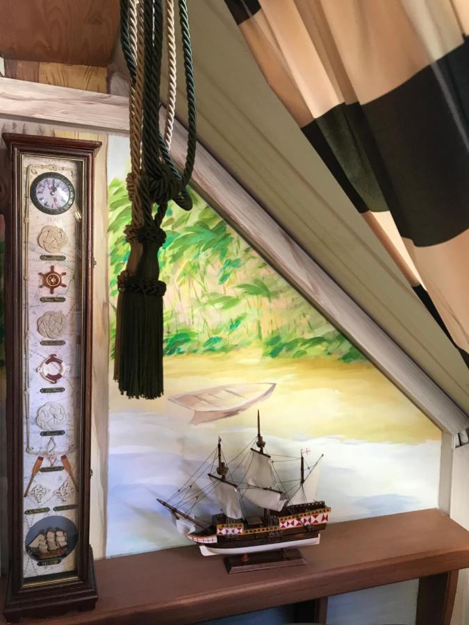 ホテル Don Quijote Koezepkori Panzio Es Etterem レンティ エクステリア 写真
